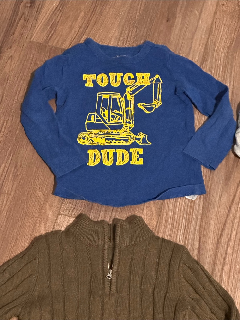 Bundle of Boys 3T Long Sleeve Top and Sweaters - Picture 5 of 12